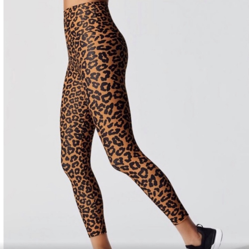 Beach Riot Piper Leopard Leggings Size M